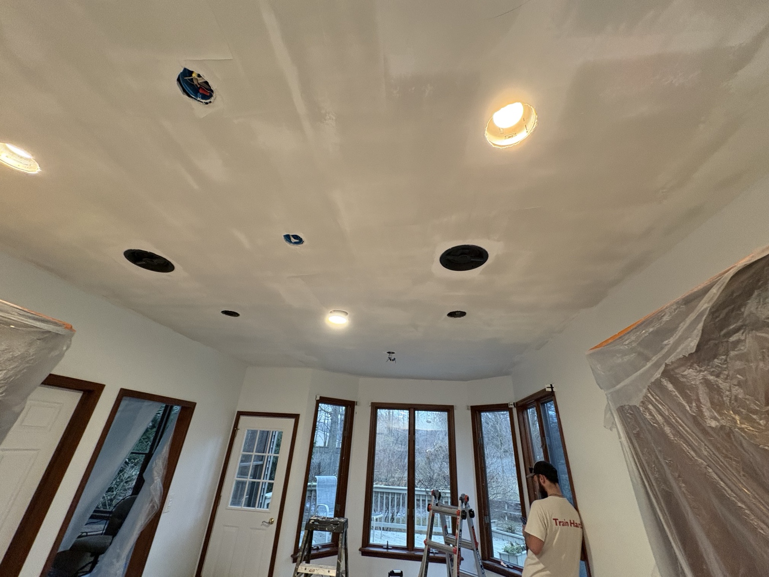 Ceiling & Lighting